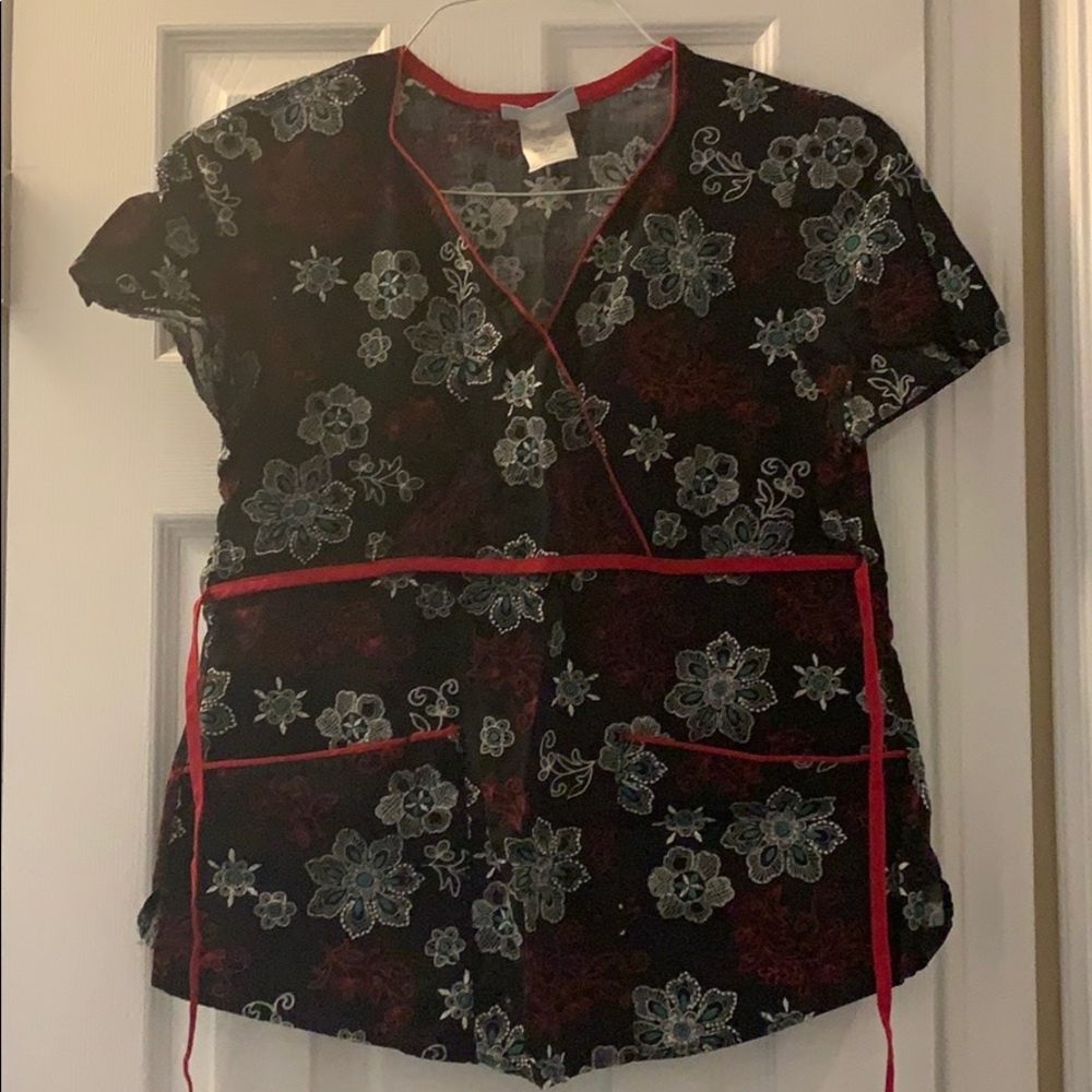 Women’s XS Black and Red Flower Scrub Top